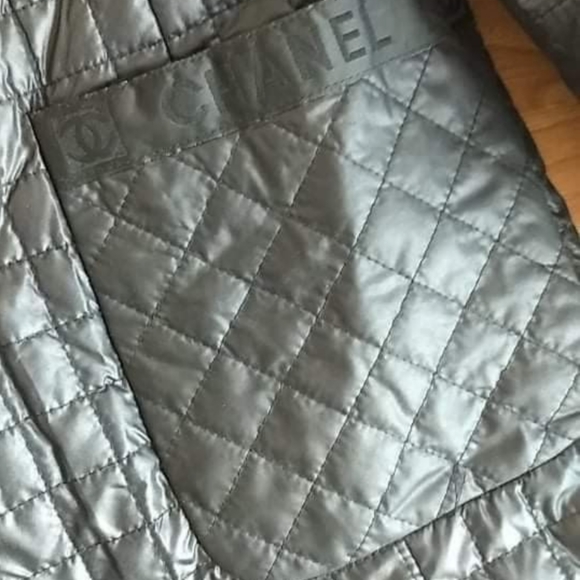 Chanel Women's fall Jacket - Picture 2 of 4